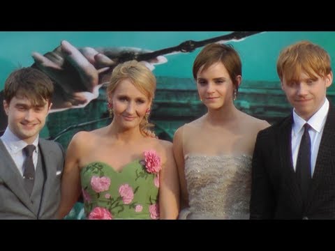 Harry Potter and the Deathly Hallows Part 2 Premie...