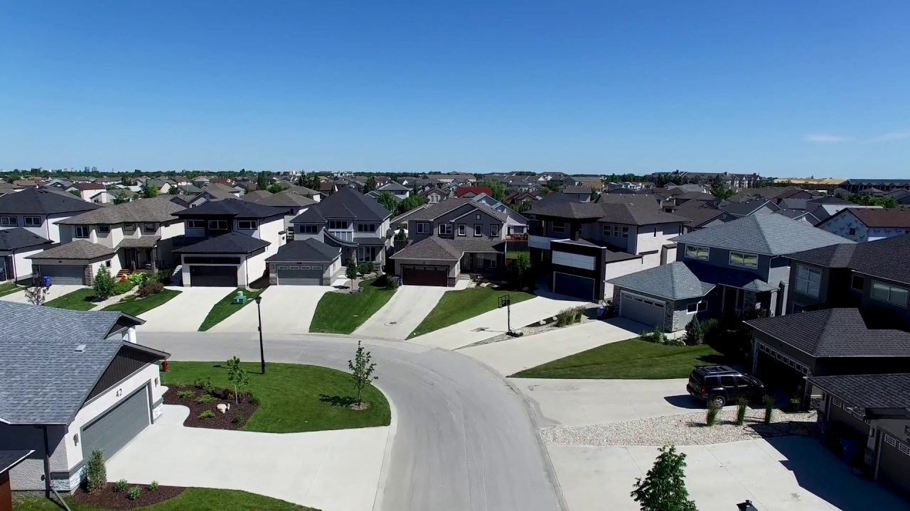 SOLD 31 Wainwright Crescent, Winnipeg, Manitoba YouTube