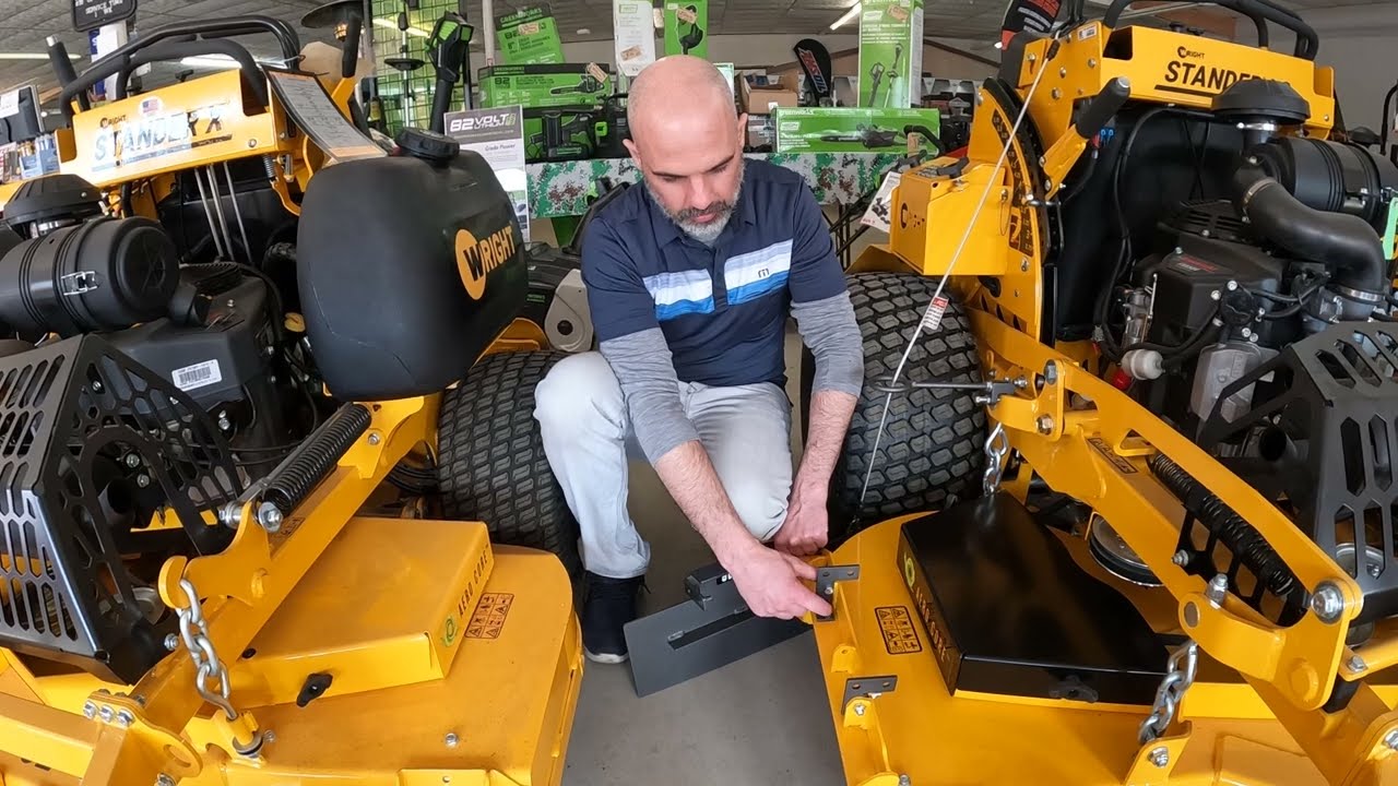 Speedtrap® Chute blocker new model overview for Wright™ Stander's running AeroCore™ decks.