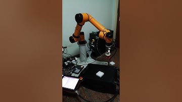 Adaptive robot box pick and place using AUBO i5 robot