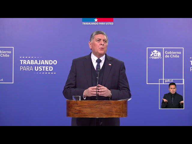Biministro del Interior y Segegob, Claudio Alvarado, realiza vocería