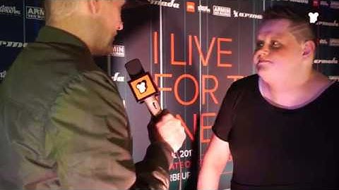 Orjan Nilsen On His Show Energy Singing Barbie Girl Crispy Duck Albums Toazted