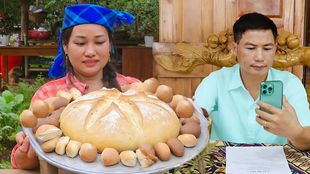 How to Make Giant Bread - No Oven - Living with Nature - Child Care - Gardening | Lý Phúc An