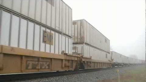 Foggy-Railfanning-NS-Train-230.mpg