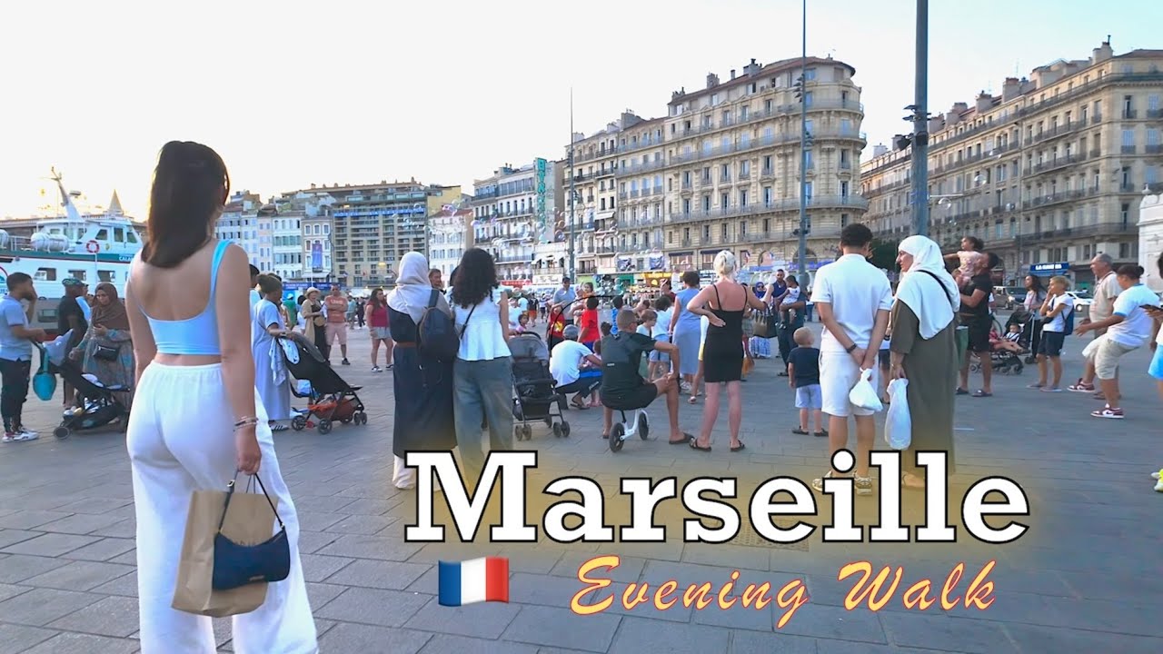 Evening walk in Marseille, France  - Marseille old Port - Marseille 4K UHD