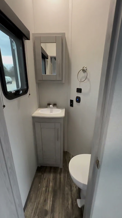 2024 Keystone Fuzion 373 #fuzion #keystone #toyhauler #rv #funtown #camp