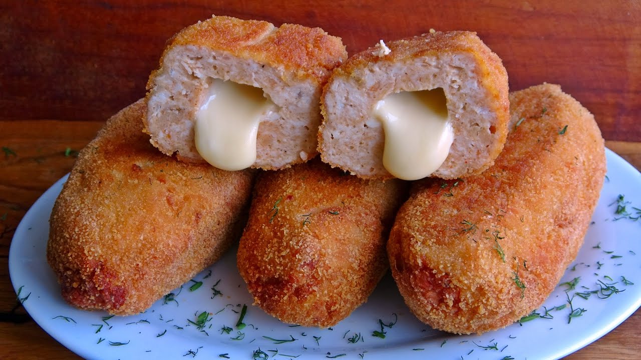 ROLADKI Z MIELONEGO MIĘSA KURCZAKA Z SEREM  