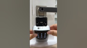This is a very secure key box#factory #keybox #fingerprintlock #smartlock #key #smartbox #smarthome