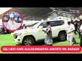 UTAPENDA ASKOFU PROSPER LYIMO AKIKABIDHIWA ZAWADI YA GARI MPYA APIGA HONI ISHARA YA KUIPOKEA 