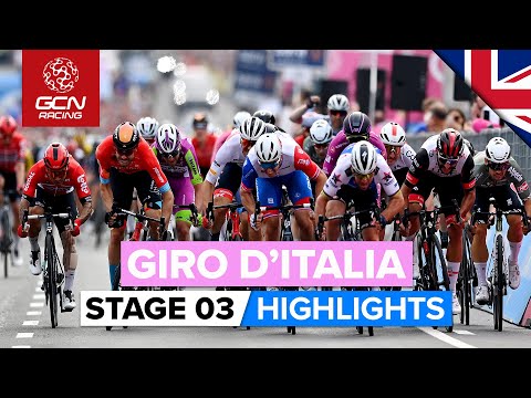 Who Will Win The First Sprint Showdown? | Giro D'Italia 2022 Stage 3 Highlights