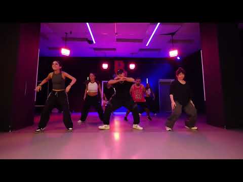 EI8HT & Offset - Silk and Cologne | Bestreet | Win Joe Bais