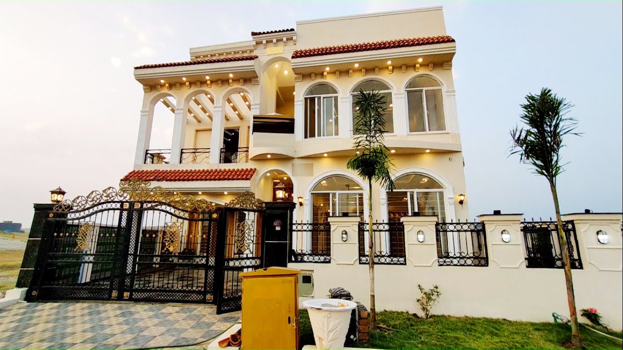 14 Marla Corner House For Sale in Bahria Town Rawalpindi Islamabad