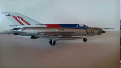 Mig 21 mf - Tomcat killer plastic model build