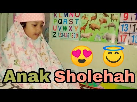 Anak Kecil Belajar Sholat | Tingkahnya Ngagetin 😂🤭 | Shaqila Marwah