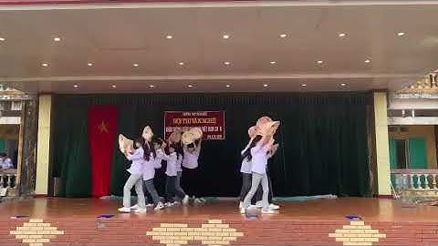 Múa “Thầy cô trong mắt em” của lớp 12B - Hội thi Chào mừng ngày Nhà giáo Việt Nam 20 -11- 2024