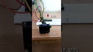 Ultrasonic Distance Monitoring with Visual Alert