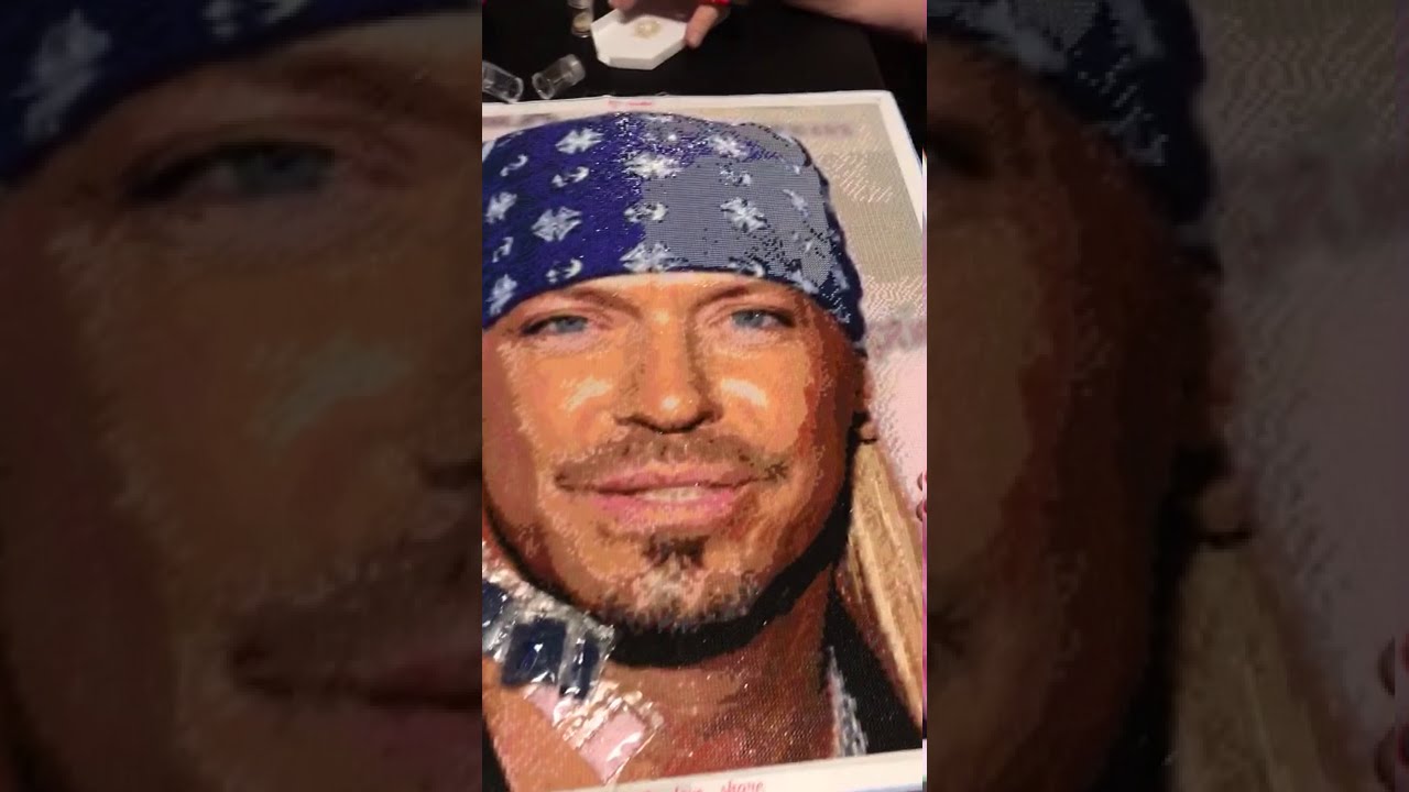 Customer Video review of Heartful Diamonds custom diamond painting kit