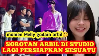 ADA MELLY GODAIN ARBIL GEMESNYA - Sorotan Di Studio Lagi Buat Gebrakan 🤫
