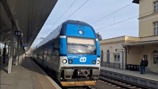 Interiér vlaku 471 079-4 CityElefant + jízda do Vršovic. 14.4.2024