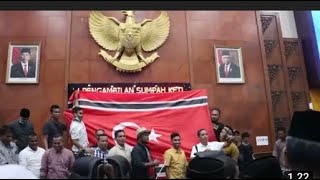 Bendera Bulan Bintang Berkibar Kembali 13 Mai 2022