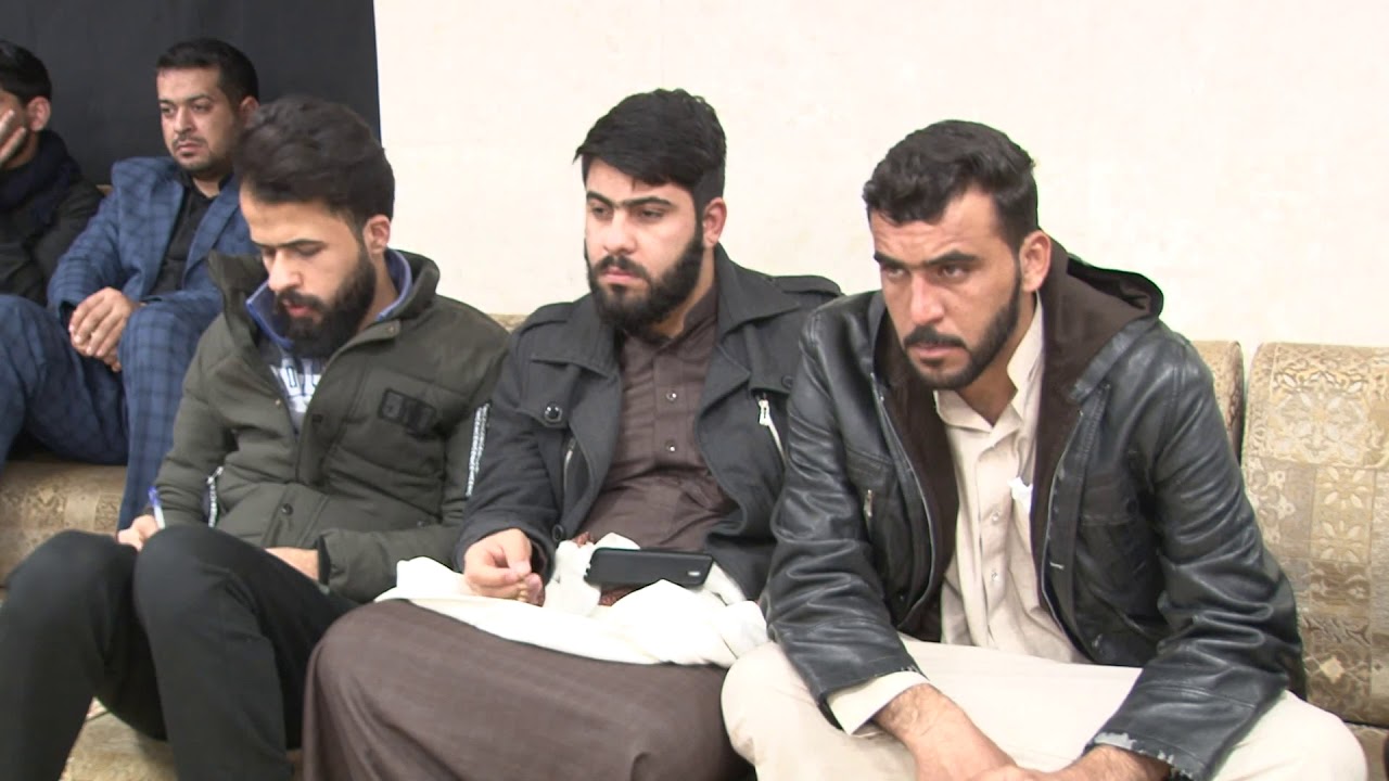 وَإِنْ يَكَادُ الَّذِينَ كَفَرُوا لَيُزْلِقُونَكَ بِأَبْصَارِهِمْ لَمَّا سَمِعُوا الذِّكْرَ  ....)٥١