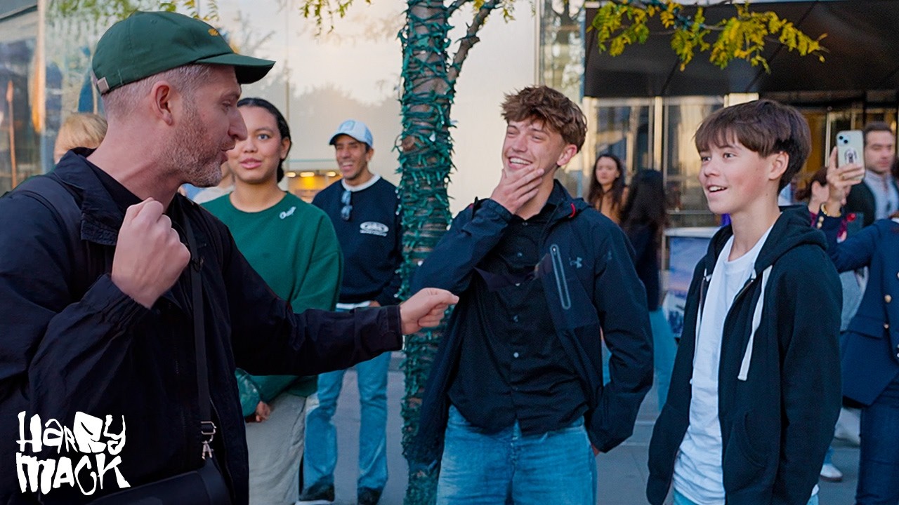 Ultimate Frisbee | Harry Mack Freestyle (Guerrilla Bars 70 in NYC)