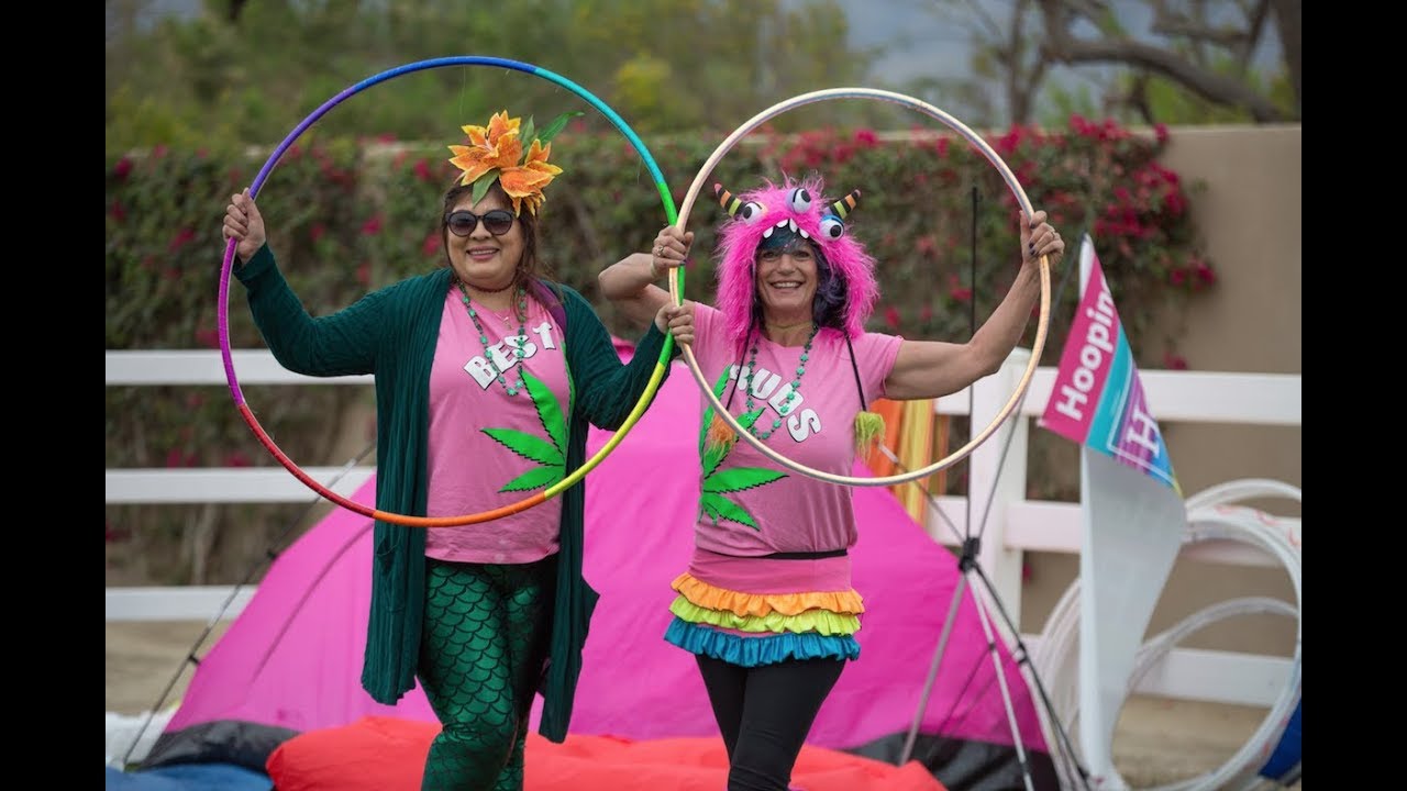 MRS HOOP FLOW // Public Bragging