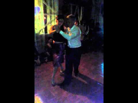 Natalia Aguero & Fernando Barrios, bailando "El lloron" en la milonga de Los trasnochados