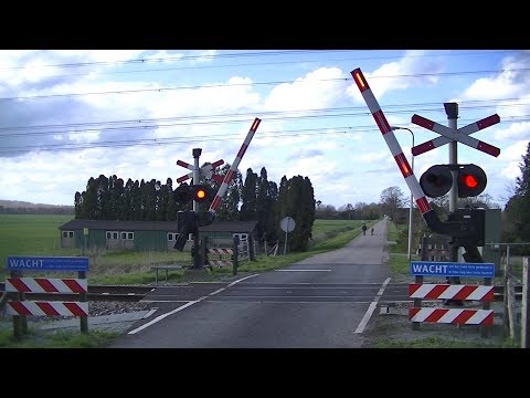 Spoorwegovergang Markelo // Dutch railroad crossing