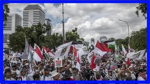 Thousands protest in jakarta against trump