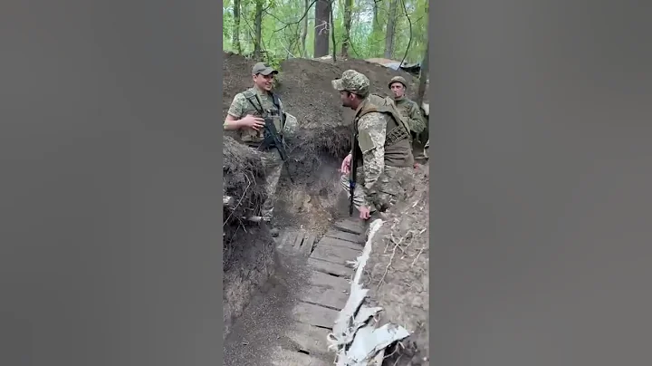 Ukrainian Soldiers Manning a Trench System Reminis...