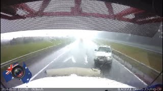 Aussiecams  Nice save from truckie in wet conditions with ute pinballing across freeway!