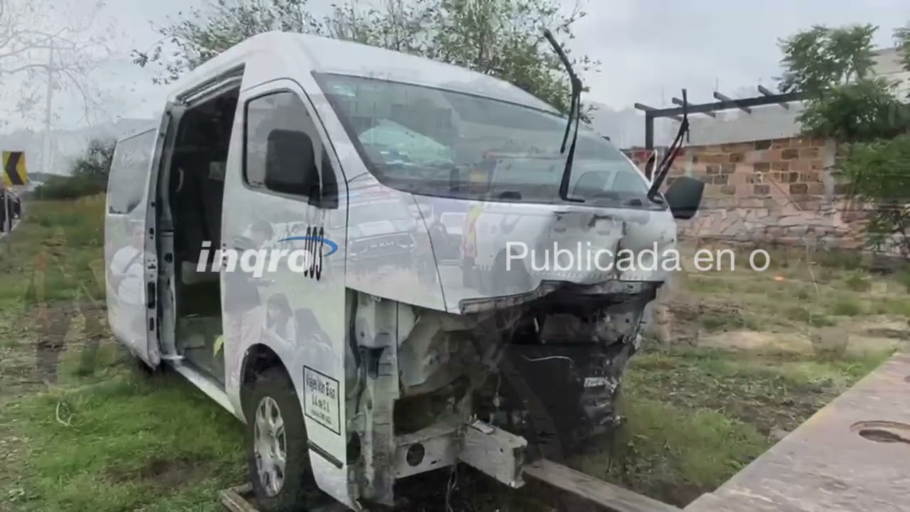 Choque frontal en la carretera 400 deja dos heridos de gravedad