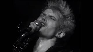 Watch Billy Idol Shakin All Over Live video