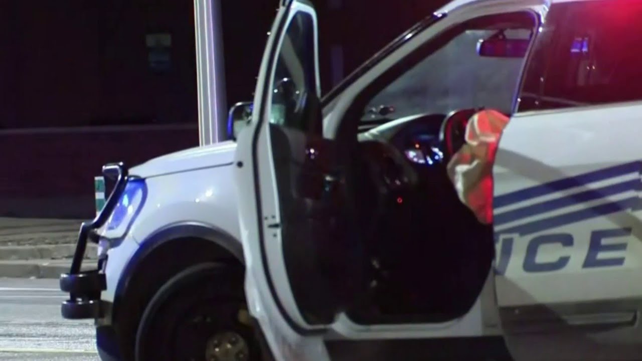 Driver allegedly live streams police chase and crash in Detroit - YouTube