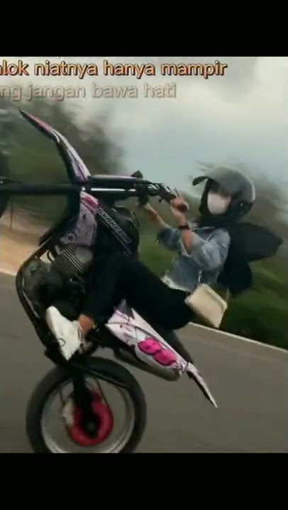 story wa cewek hijab supermoto