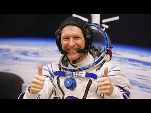 'Hello, is this planet Earth?' U.K. astronaut dials wrong number from space | Breaking News