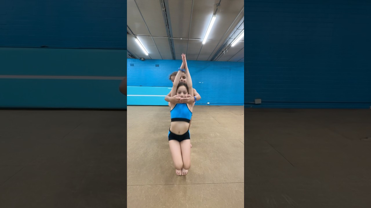 So mesmerizing! The Slither & Slide Illusion 🙌✨ 