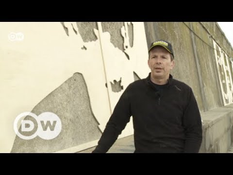 Painting with a high-pressure water gun | DW English