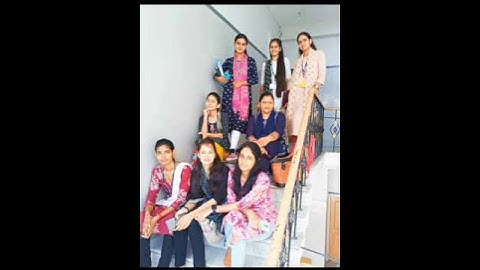 vdo training sikar group mein friends enjoy karte hue