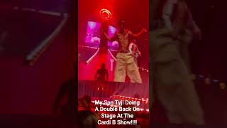 Tyji on tour with Cardi B hit a DOUBLE BACK on stage!! LEGENDARY. #cardib #tyji #riley5