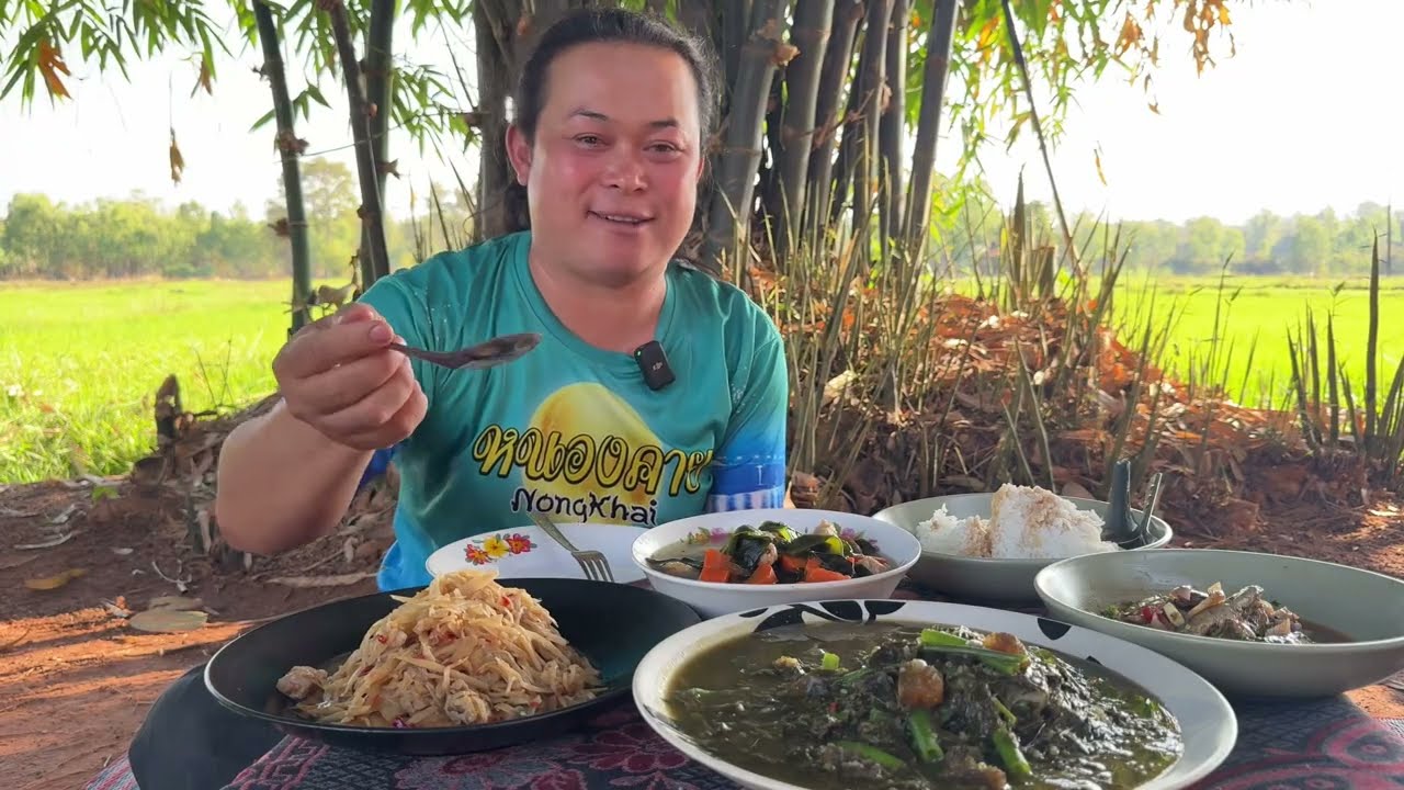 แกงขี้เหล็กเน่นๆหนัง สูตรของแม่อร่อยที่สุดแกงขายเมื่อไหร่ลูกค้าสั่งจองเป็นแถว 