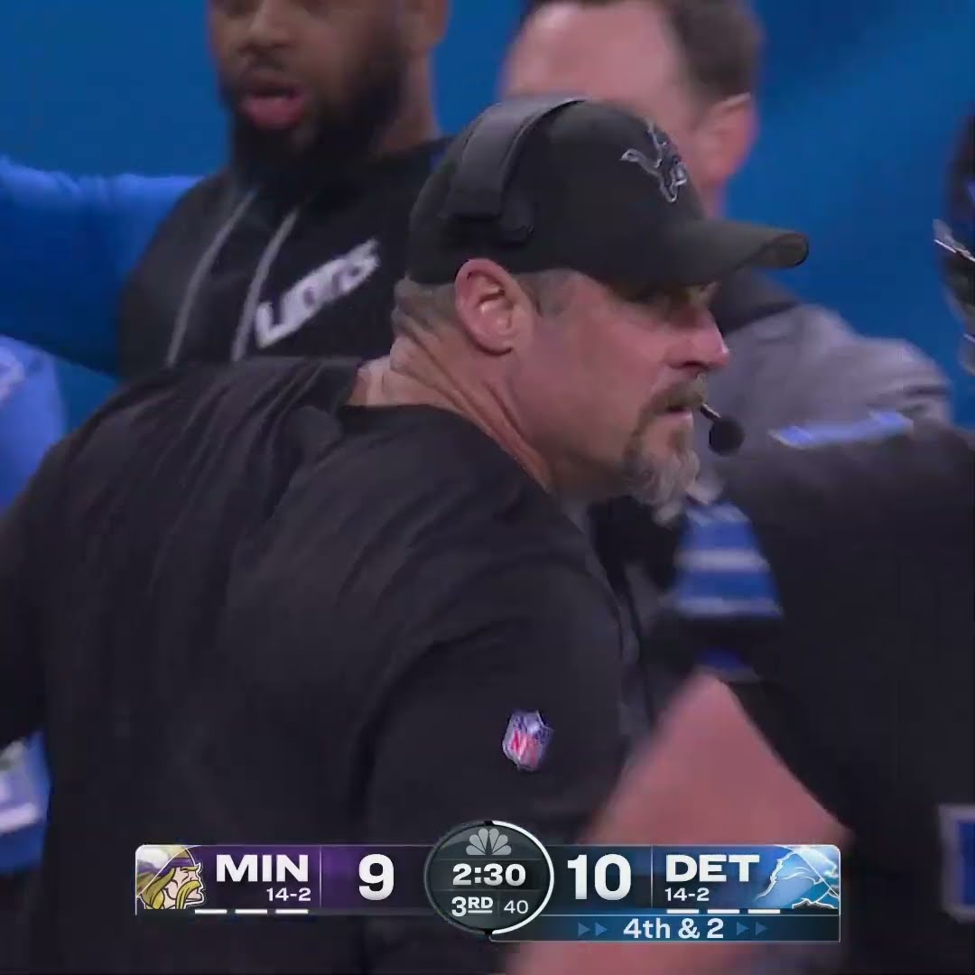 Jahmyr Gibbs catches for a 10-yard Touchdown vs. Minnesota Vikings