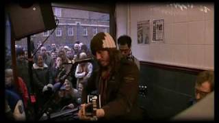 Video thumbnail of "Badly Drawn Boy Once around the block live"