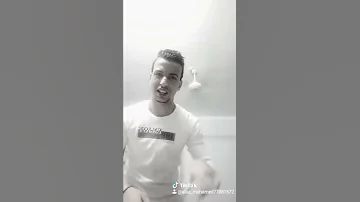 يابجحتك ياللي حاسدني وكماان جااي تقلدني 