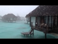 Тропический ливень на Мальдивах