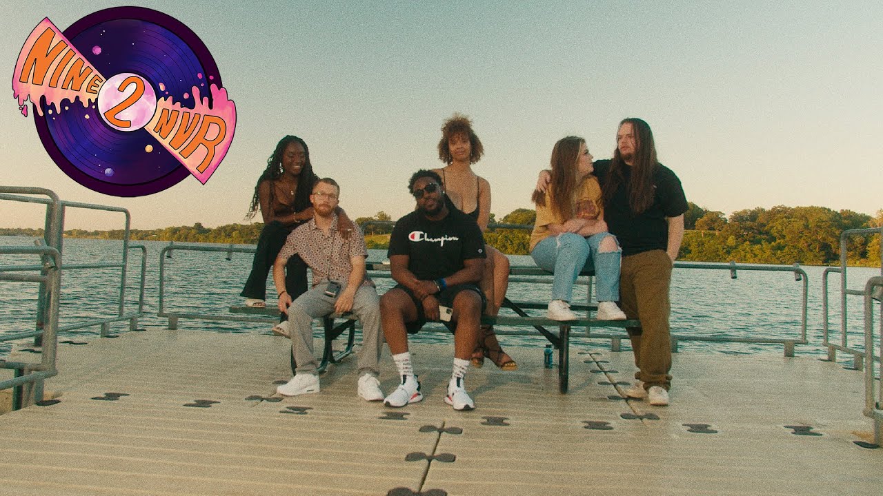 301k - Moon Glow ft. Taber & Burgess (Official Video)