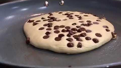 Cooking Pancakes with Mya 🥞