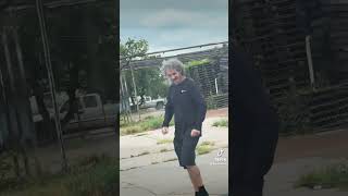 They then let bruh out the county, he to hyped jail sandals on and all 😂 #kendricklamar #YoungAth