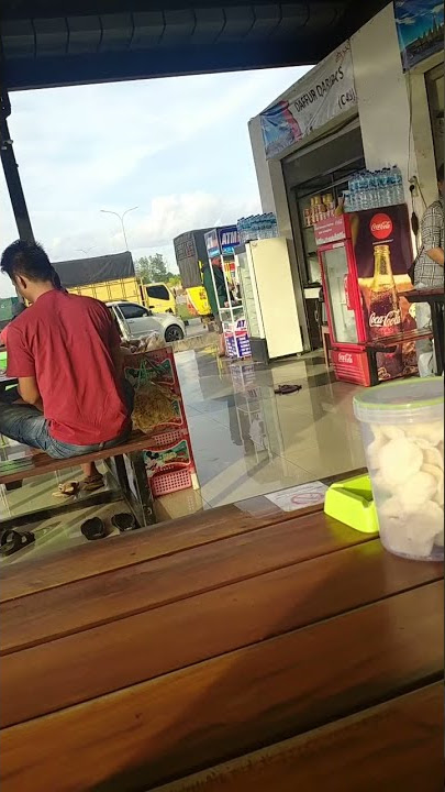 istirat sejenak di rest area 215 tol trans sumatra